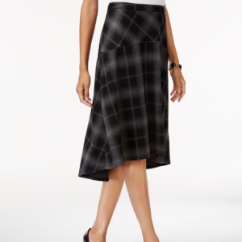 Plaid Black Hi low Skirt